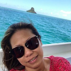 Meet your Posher, Khanh thao